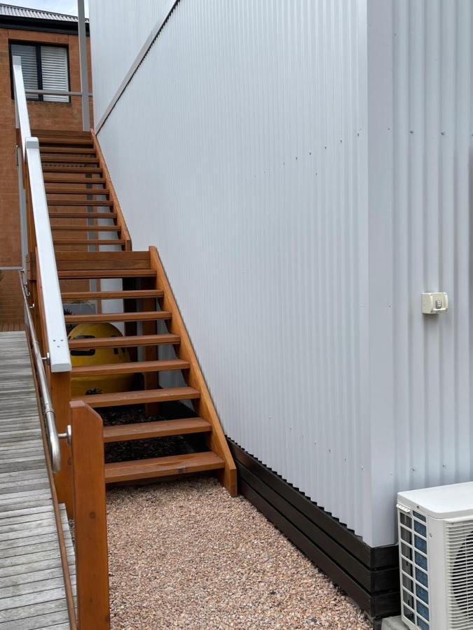 Boat Harbour Jetty B&B Port Albert Bagian luar foto