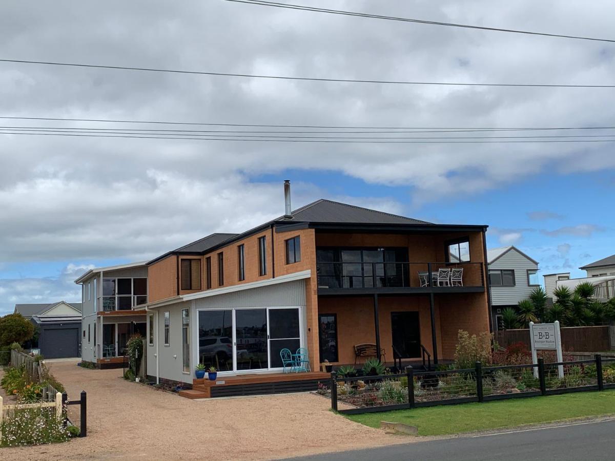 Boat Harbour Jetty B&B Port Albert Bagian luar foto